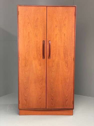 Vintage plan teak wardrobe - vintage,