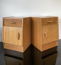 Stylish Pair Of Oak Mid